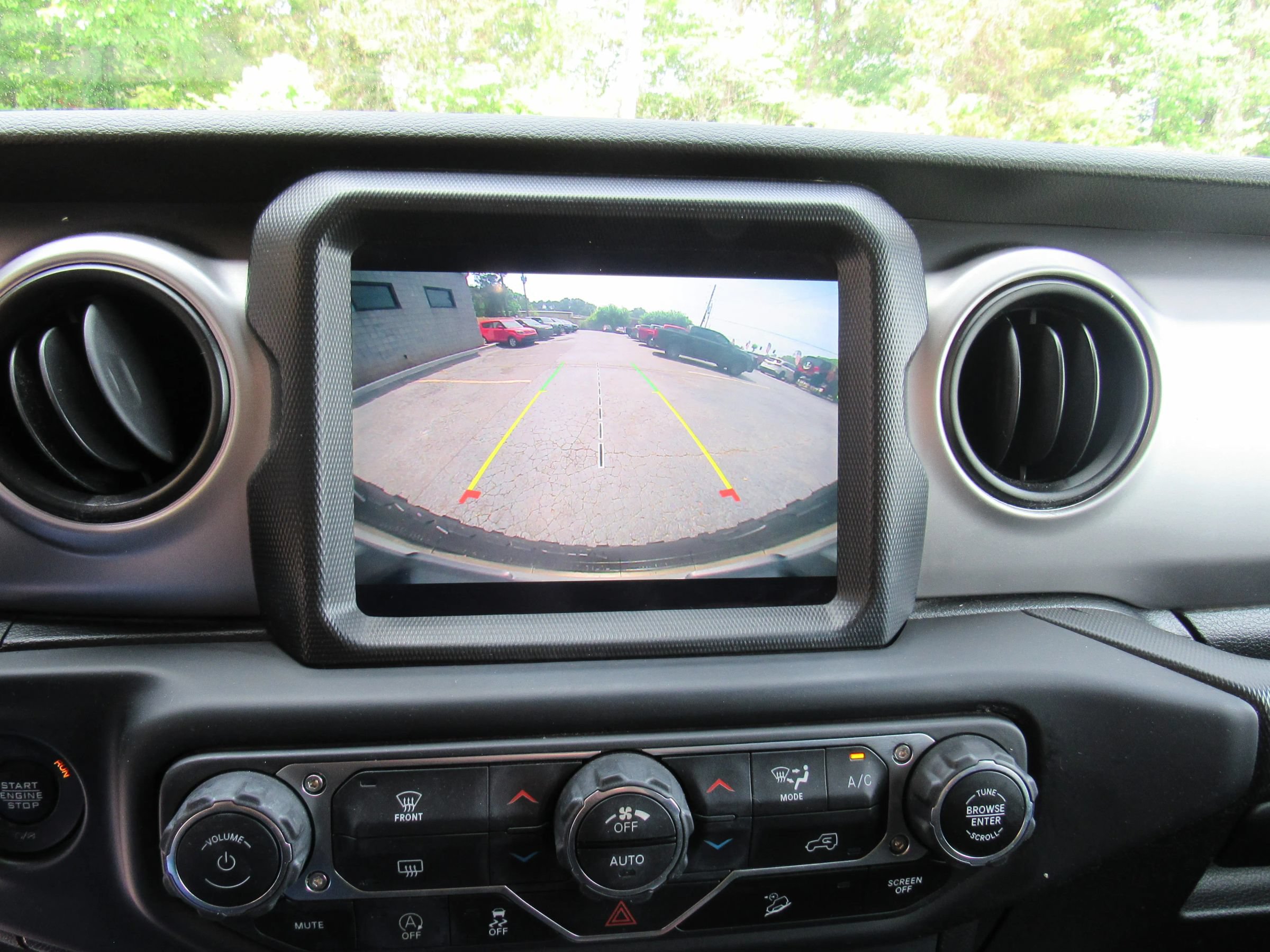 Used 2021 Jeep Wrangler Unlimited Sport AWD/4WD image 15