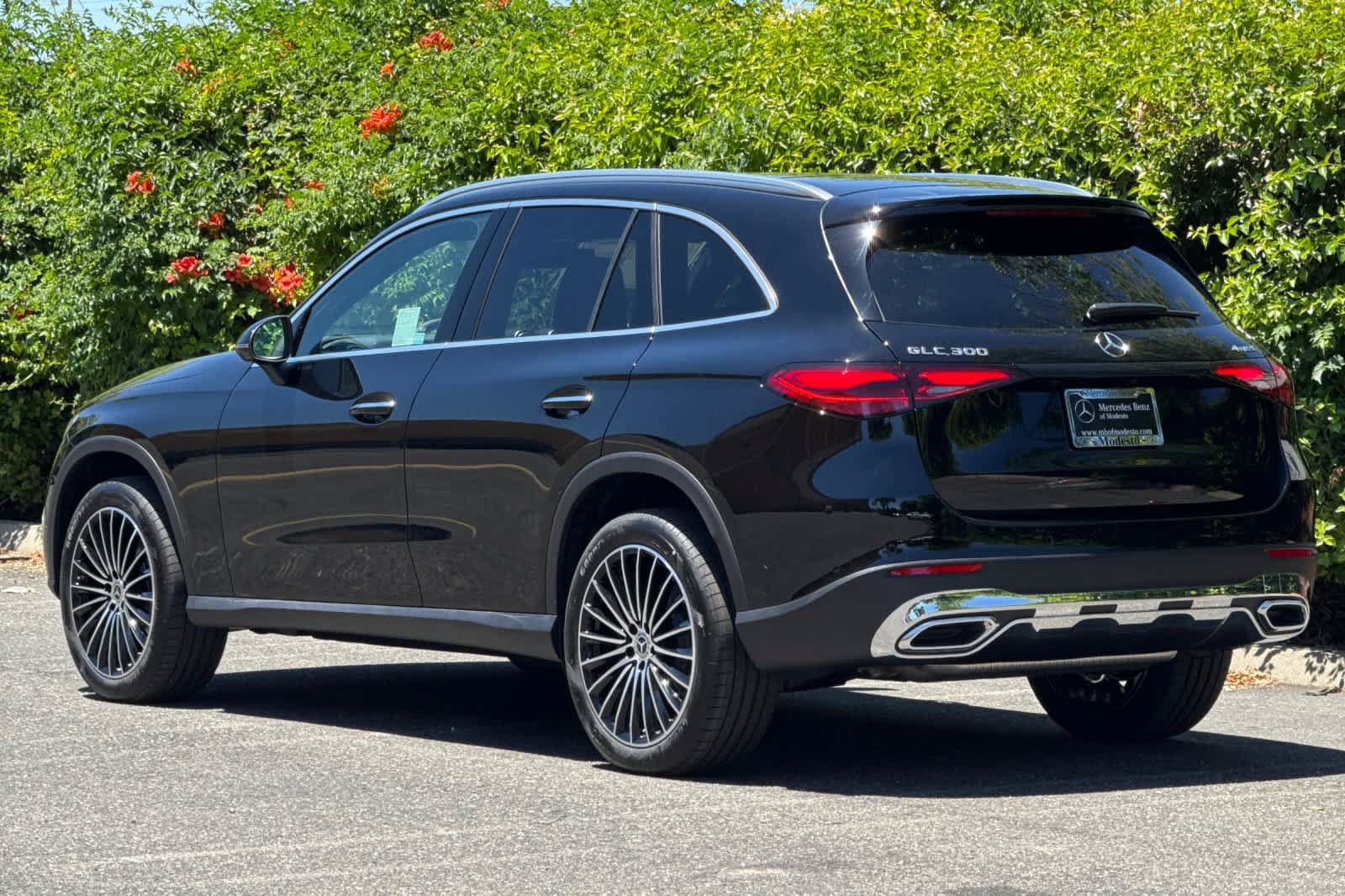 New 2026 Mercedes-Benz GLC 300 4MATIC image 5