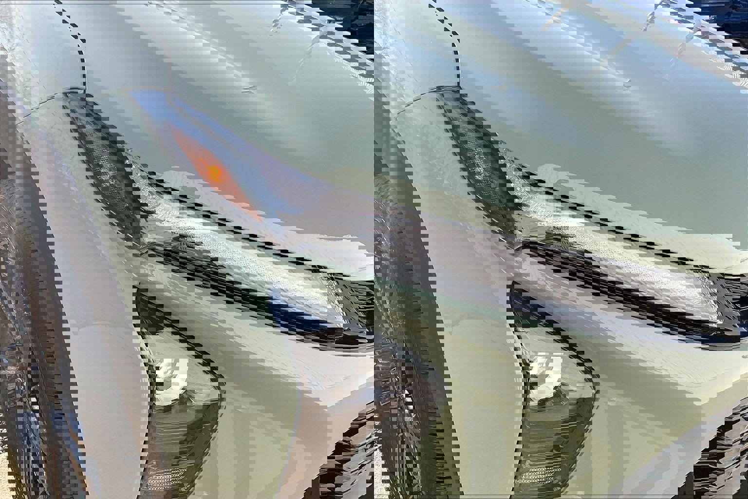 Used 2025 Chevrolet Trax ACTIV image 32