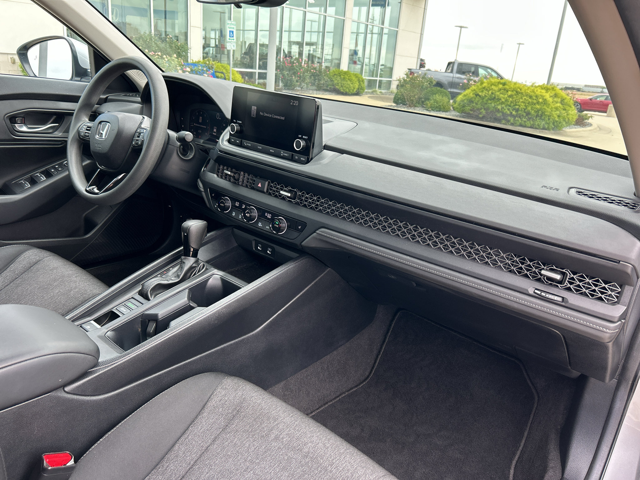 Used 2024 Honda Accord EX image 19