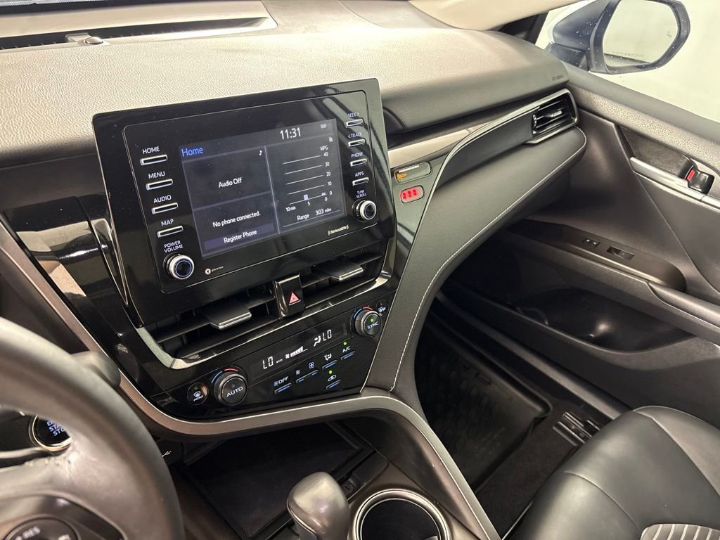 Used 2024 Toyota Camry SE w/ Convenience Package FWD image 30