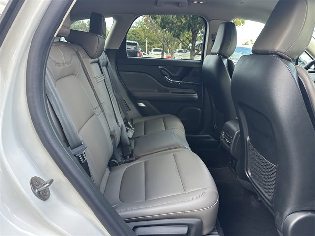 Certified 2024 Lincoln Corsair AWD w/ Equipment Group 101A image 37