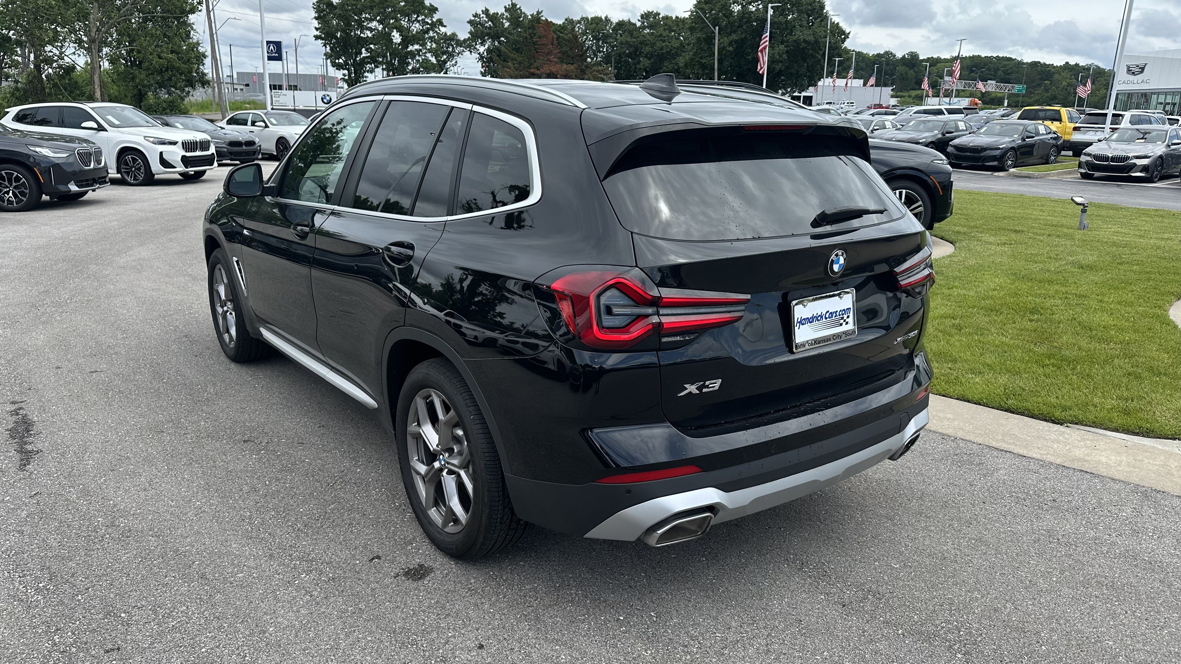 Used 2024 BMW X3 xDrive30i w/ Premium Package AWD/4WD image 8