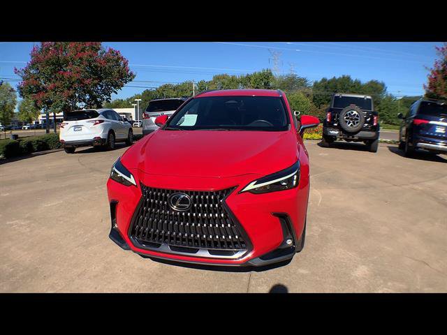 Certified 2023 Lexus NX 250 FWD w/ Towing Package (2000 Lbs) image 3