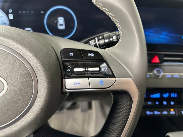 Certified 2024 Hyundai Elantra SEL w/ Convenience Package image 16