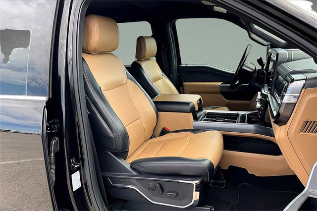 Used 2024 Ford F250 Lariat w/ Chrome Package image 6