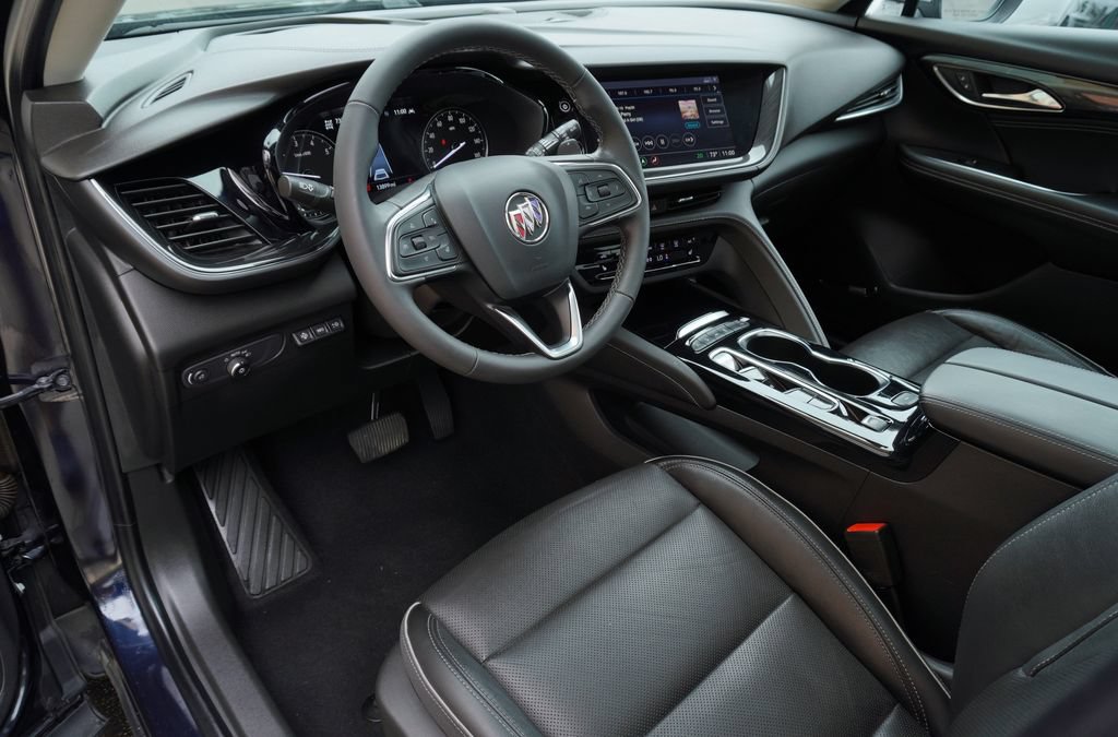 Used 2021 Buick Envision Essence w/ Technology Package I AWD/4WD image 11