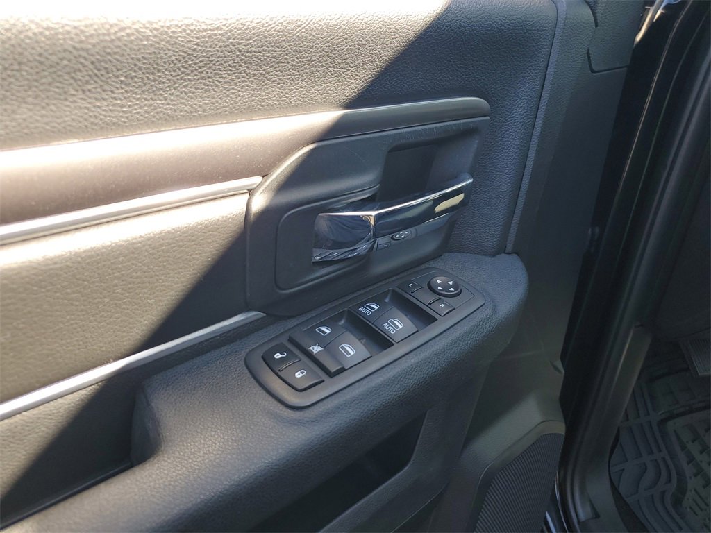 Used 2021 RAM 1500 Classic Warlock w/ Electronics Group image 18