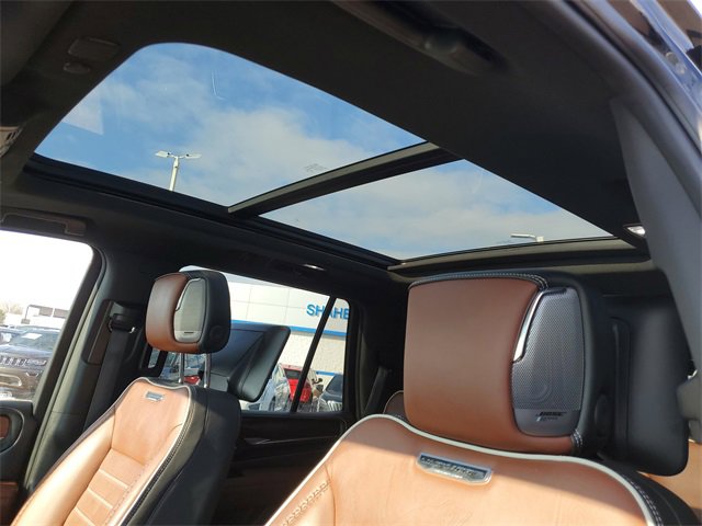 Used 2023 GMC Yukon Denali Ultimate image 6