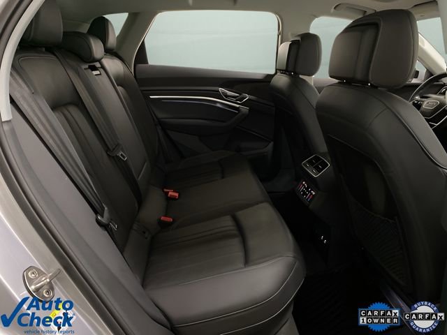 Used 2023 Audi e-tron Premium Plus w/ Premium Plus Package image 77