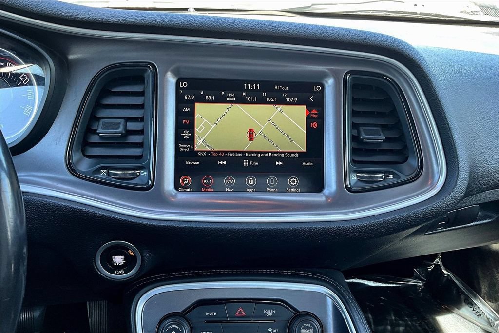 Used 2019 Dodge Challenger SXT RWD image 12
