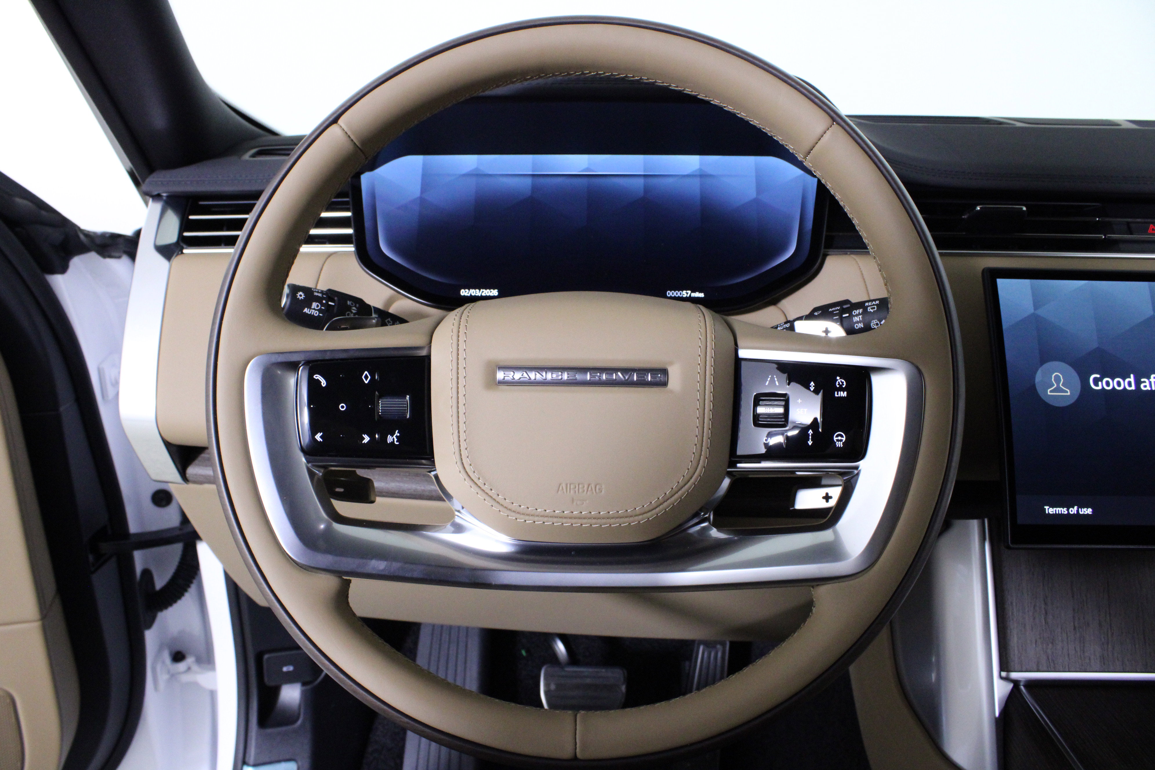 New 2026 Land Rover Range Rover SE image 17