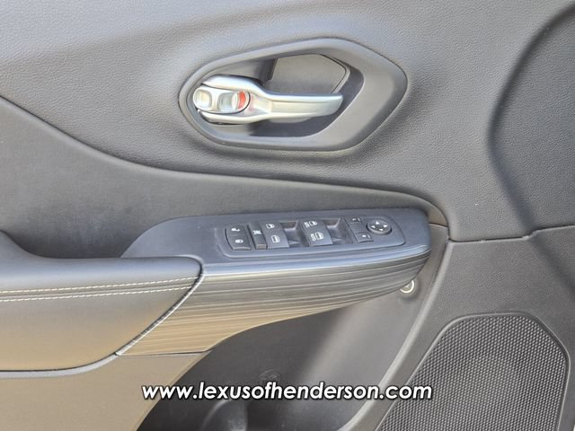 Used 2016 Jeep Cherokee Limited AWD/4WD image 19
