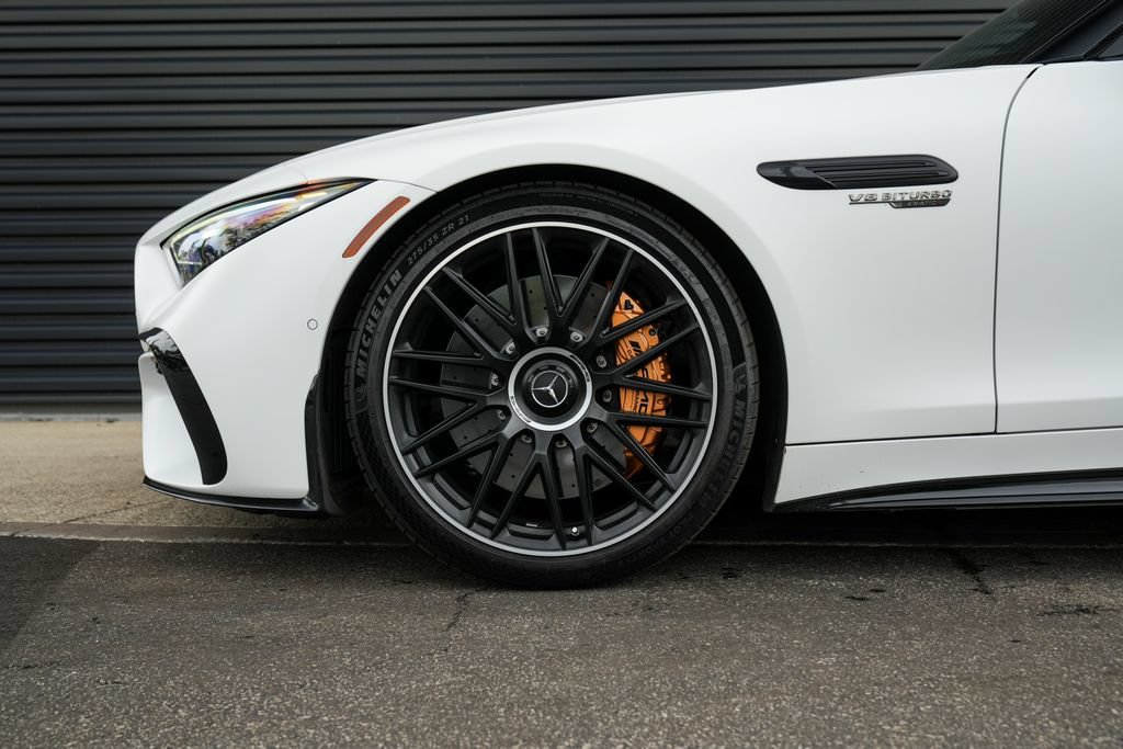 Used 2022 Mercedes-Benz SL 63 AMG 4MATIC image 14