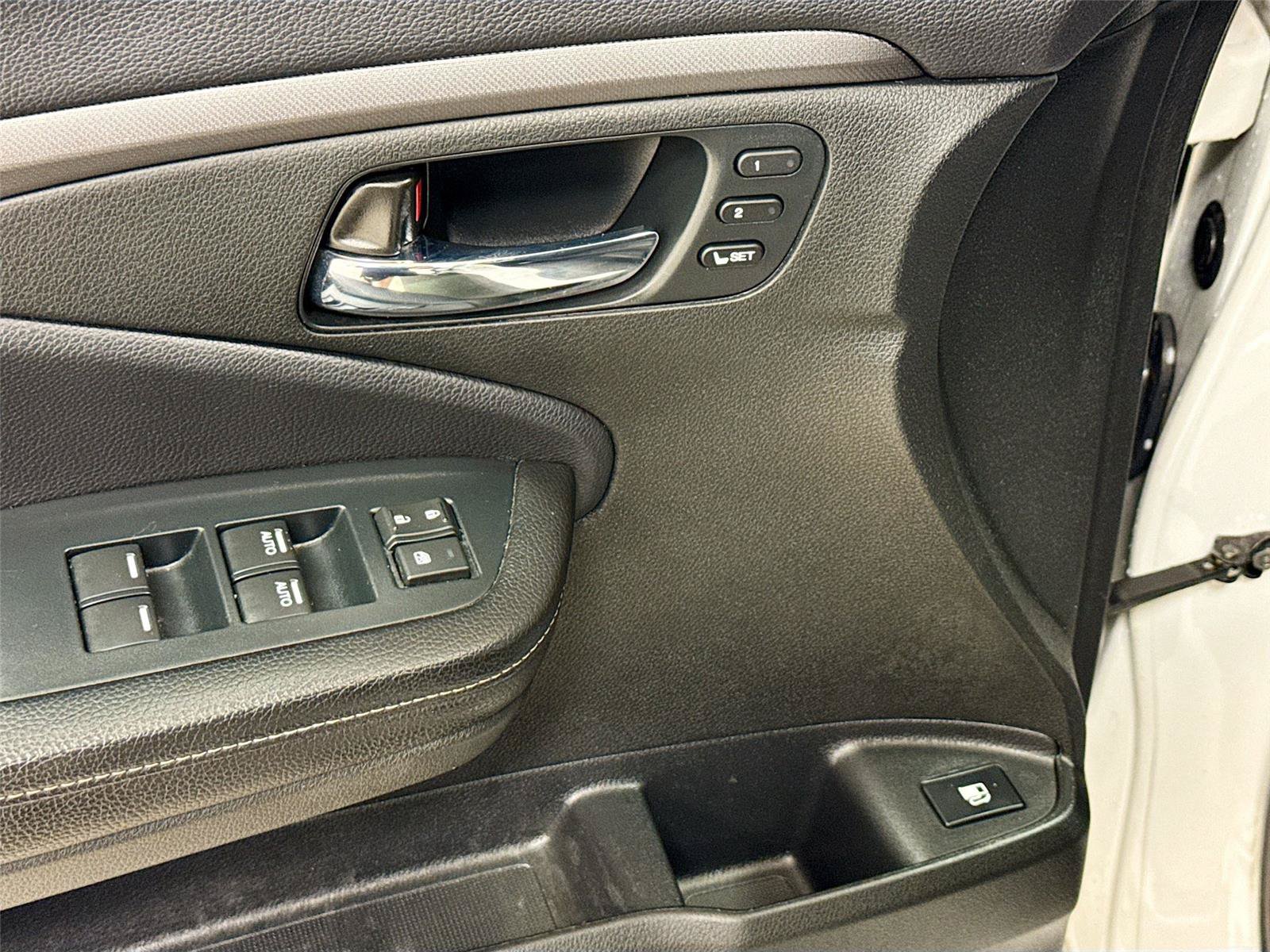Used 2023 Honda Ridgeline RTL-E image 18