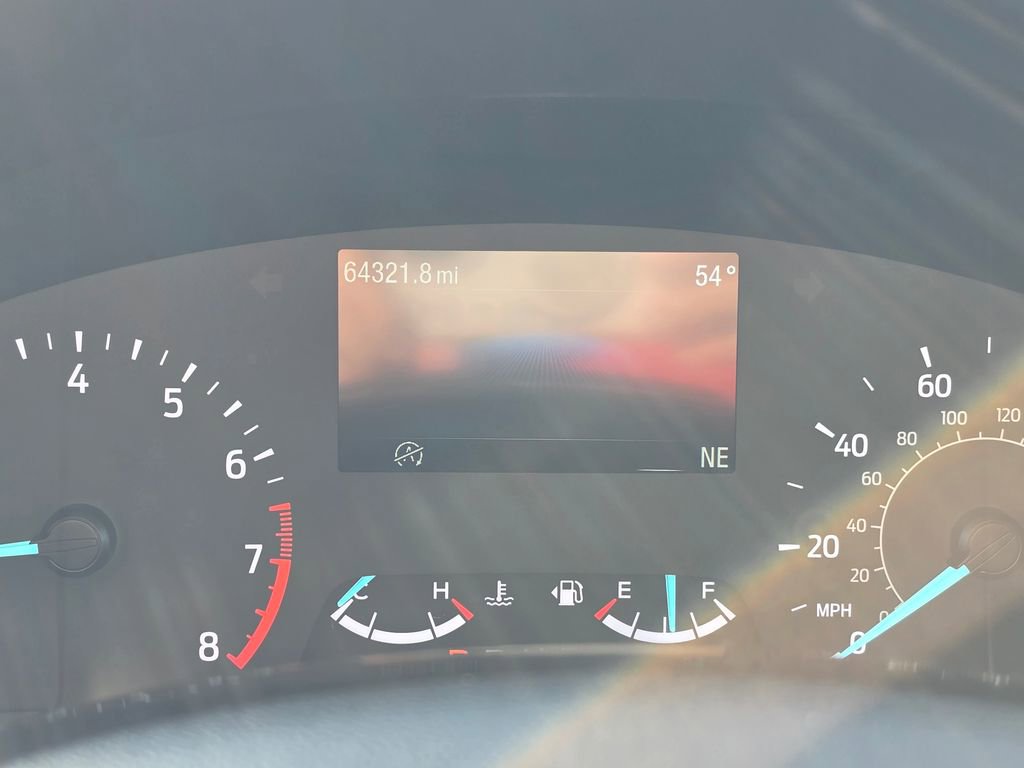 Used 2021 Ford Escape SE w/ SE Sport Appearance Package image 17