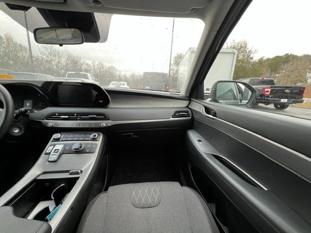 Used 2022 Hyundai Palisade SE image 11