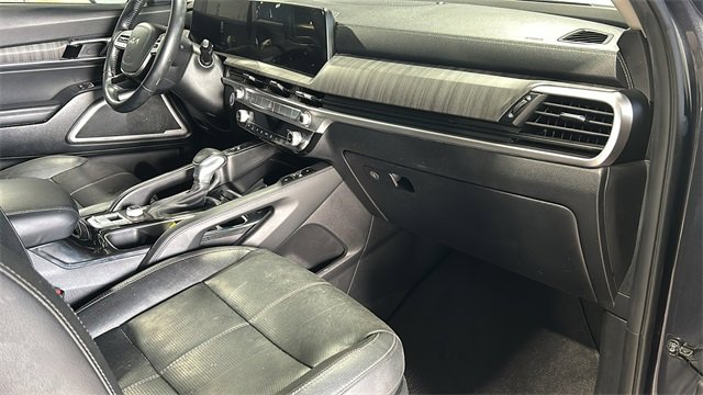 Used 2024 Kia Telluride EX image 13