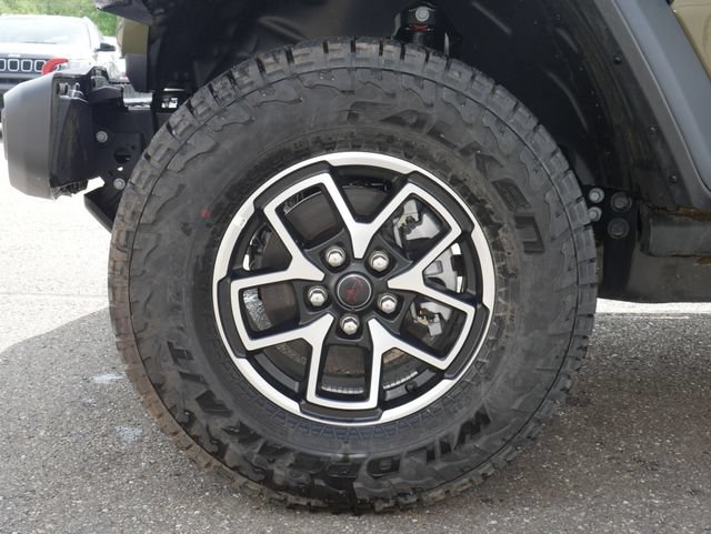 New 2026 Jeep Gladiator Rubicon w/ Safety Group AWD/4WD image 13