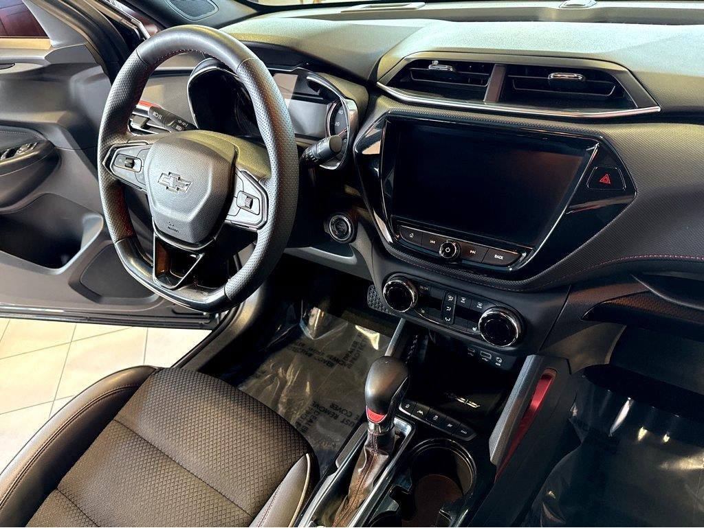 Used 2023 Chevrolet TrailBlazer RS w/ Technology Package AWD/4WD image 30