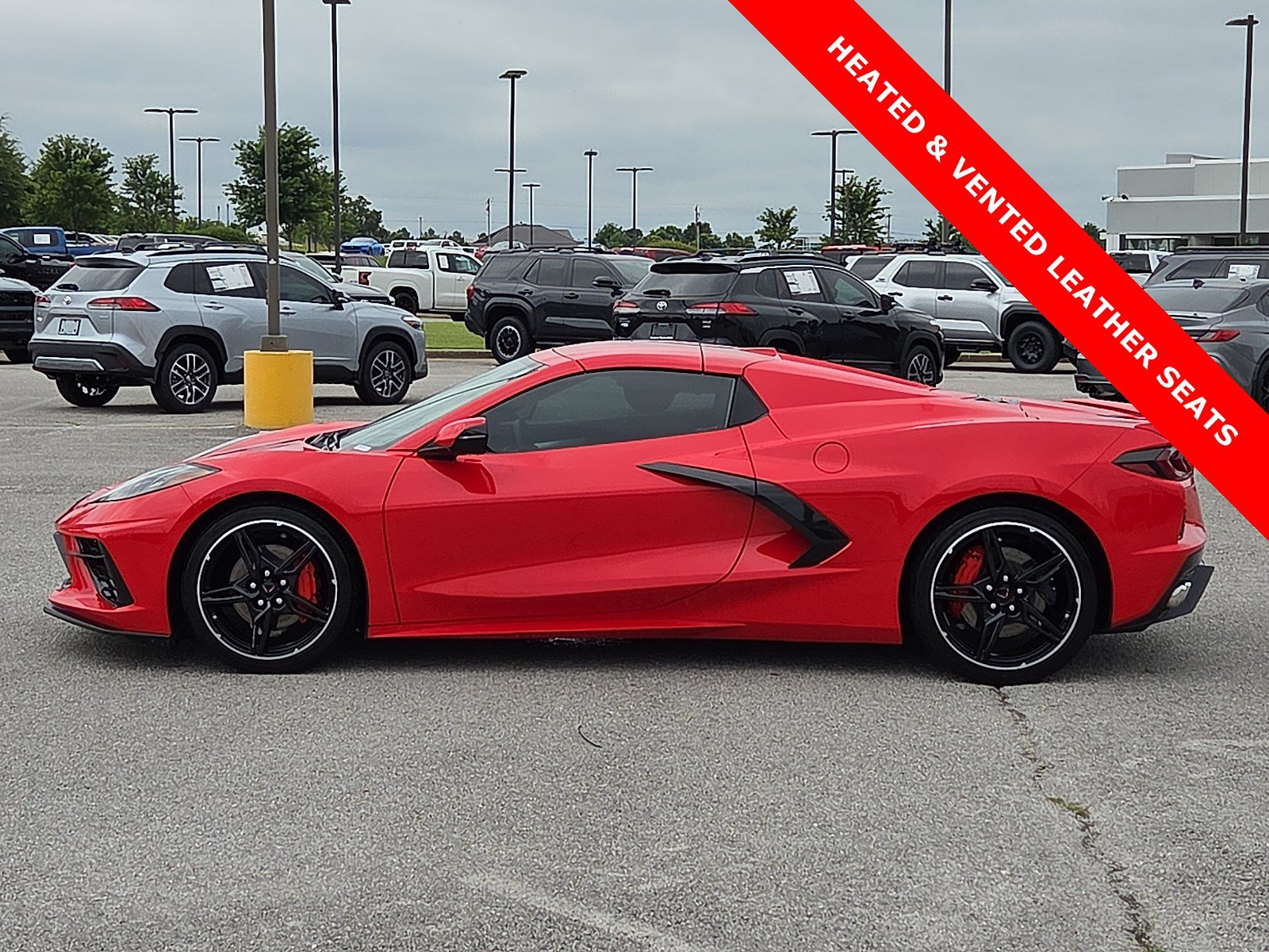 Used 2023 Chevrolet Corvette Stingray Premium Conv w/ 3LT RWD image 3