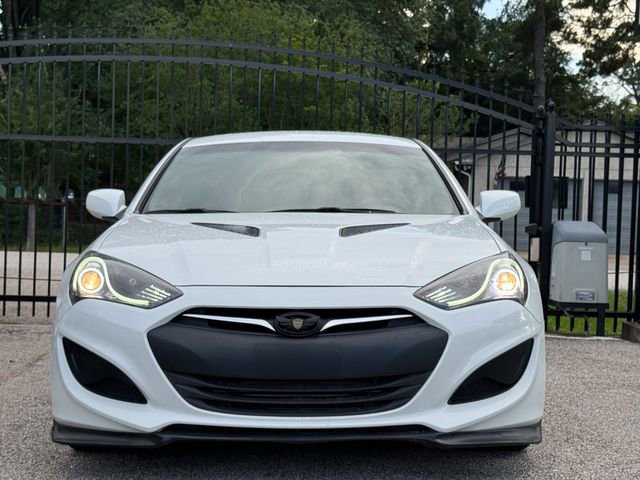 Used 2013 Hyundai Genesis 2.0T RWD image 2