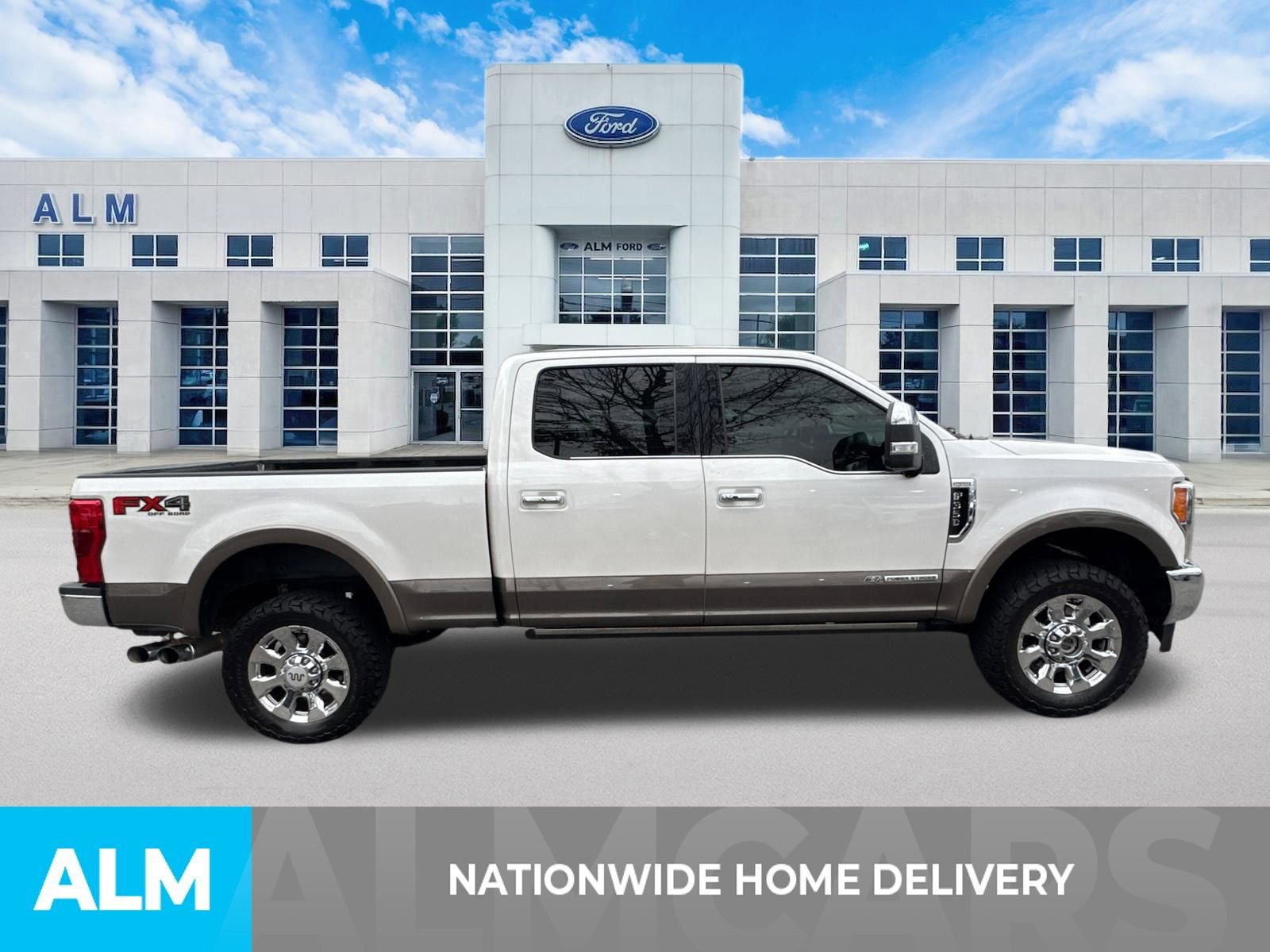 Used 2019 Ford F350 King Ranch w/ King Ranch Ultimate Package image 4