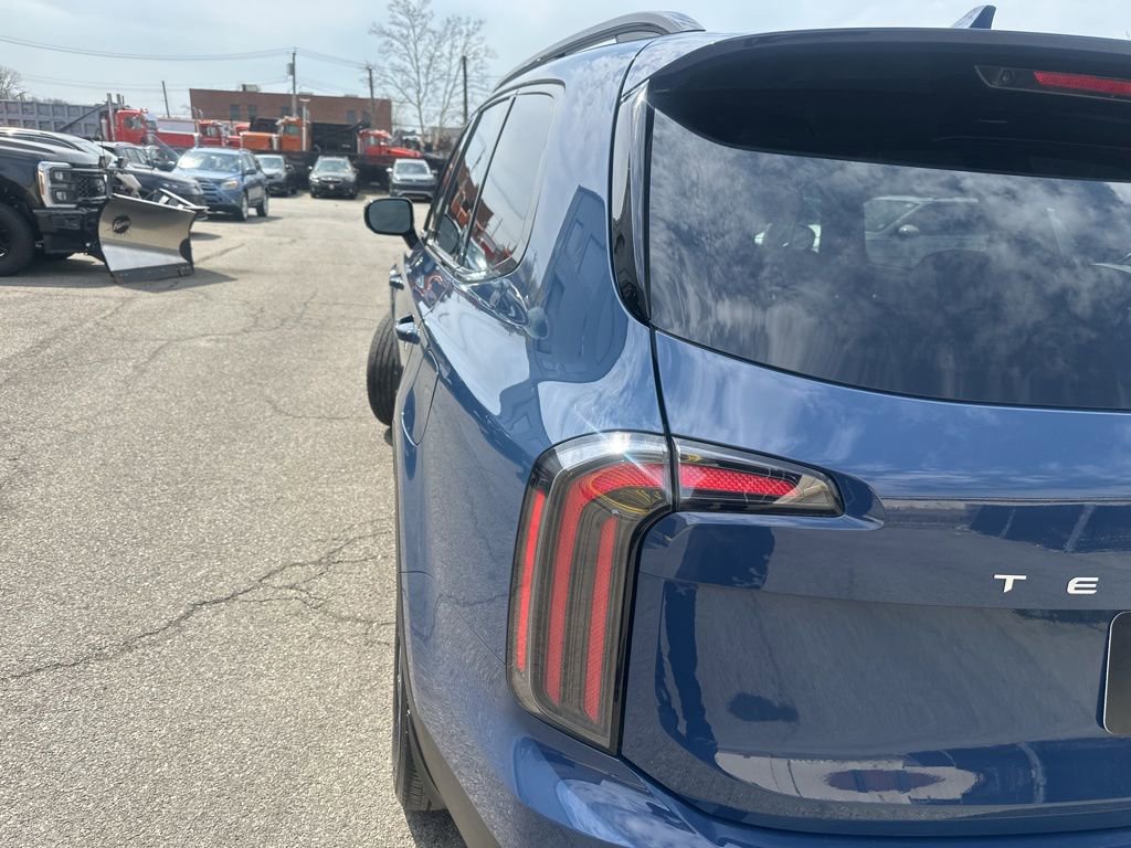 Used 2024 Kia Telluride SX Prestige X-Line image 5