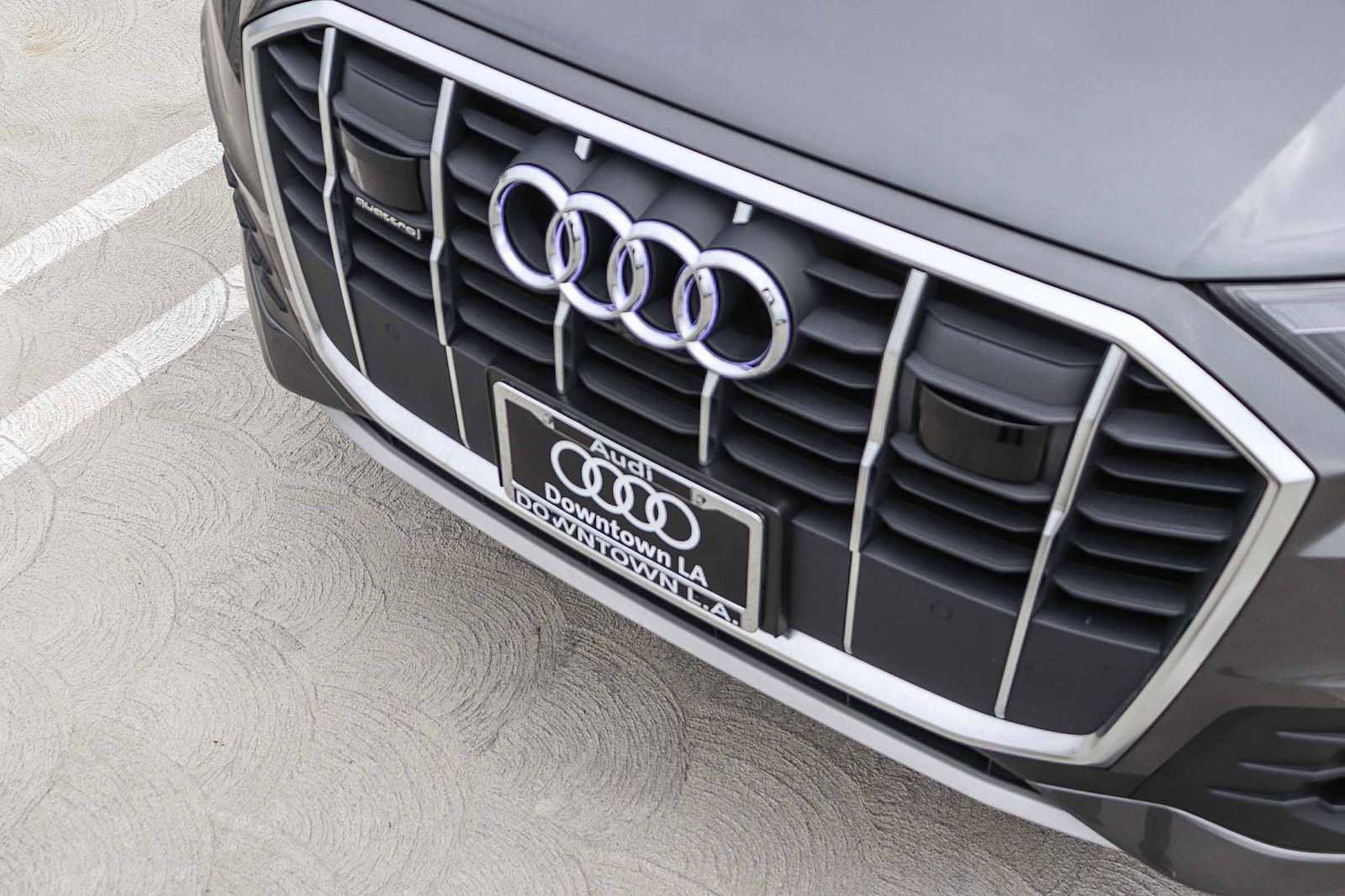 Used 2023 Audi Q7 2.0T Premium w/ Convenience Package AWD/4WD image 8