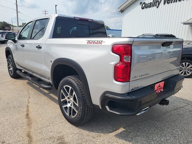 Used 2019 Chevrolet Silverado 1500 LT Trail Boss AWD/4WD image 11