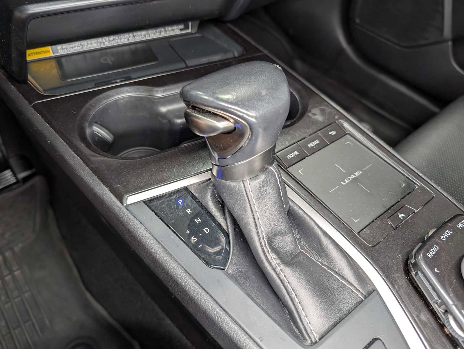 Used 2020 Lexus UX 250h w/ Premium Package image 28