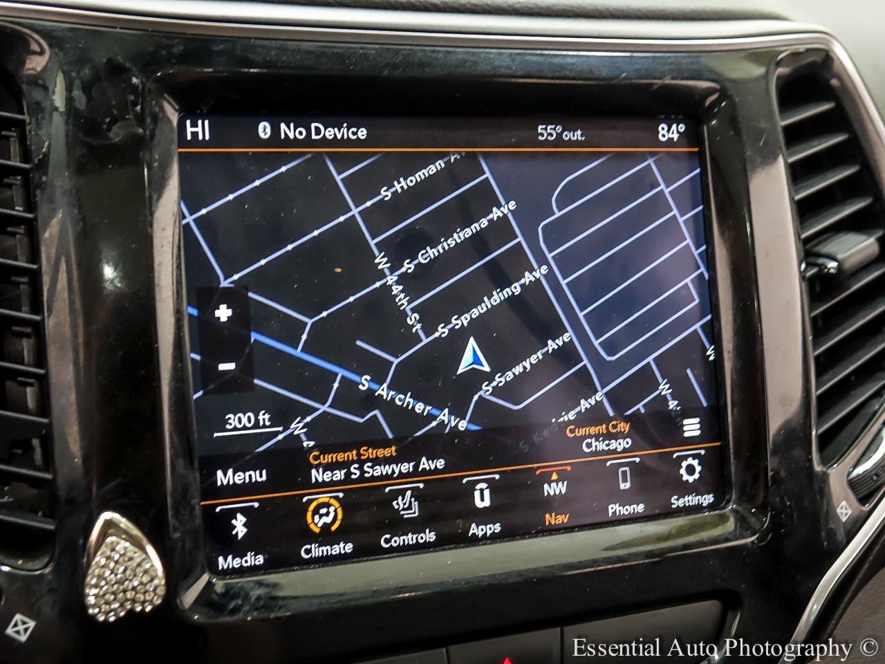 Used 2019 Jeep Cherokee Limited image 22