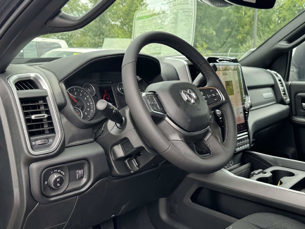 New 2026 RAM 2500 Big Horn AWD/4WD image 2
