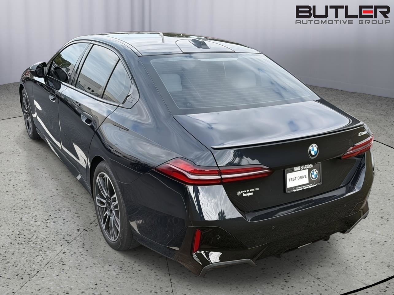 Used 2024 BMW 530i w/ Executive Package RWD image 8