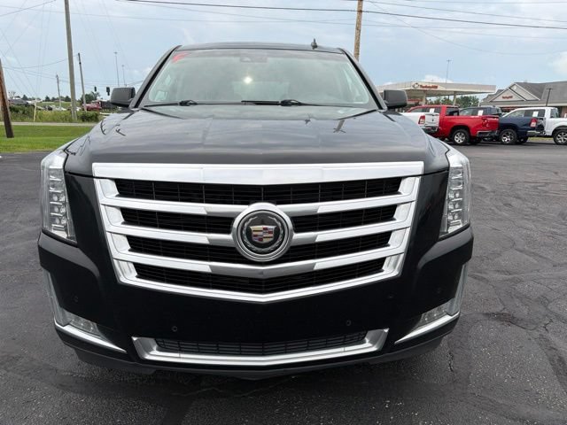 Used 2015 Cadillac Escalade Premium AWD/4WD image 2