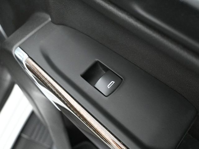 Used 2021 Chevrolet Silverado 1500 LT Trail Boss w/ Bed Protection Package image 50