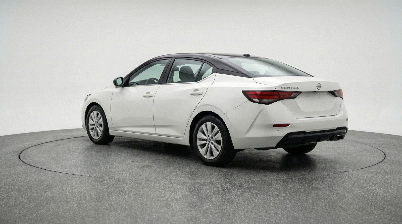 Used 2025 Nissan Sentra S FWD image 6