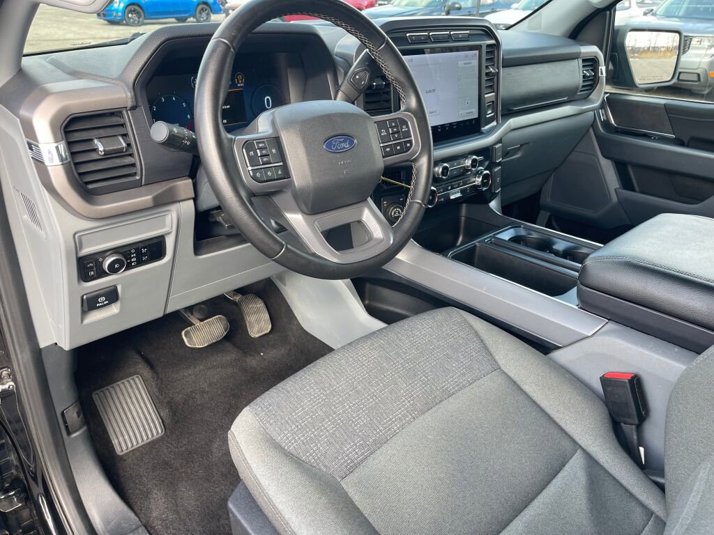 Used 2024 Ford F150 XLT w/ Mobile Office Package image 5
