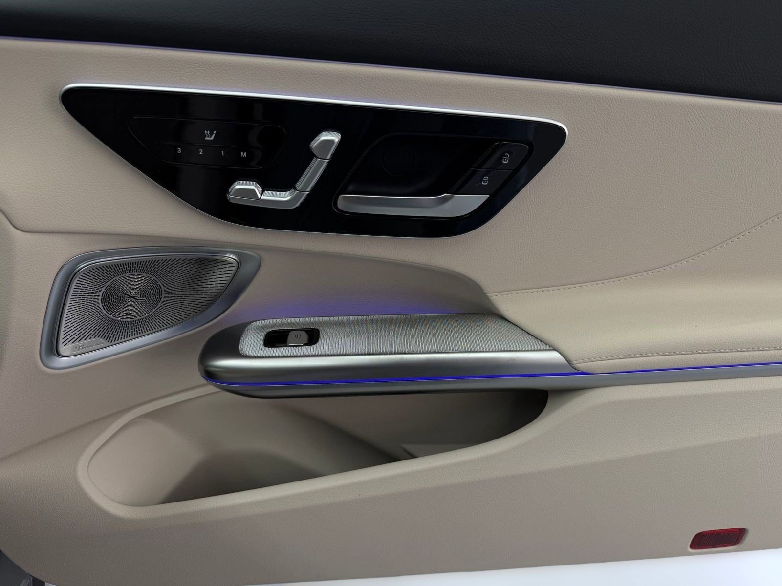 New 2026 Mercedes-Benz CLE 300 4MATIC Coupe image 21