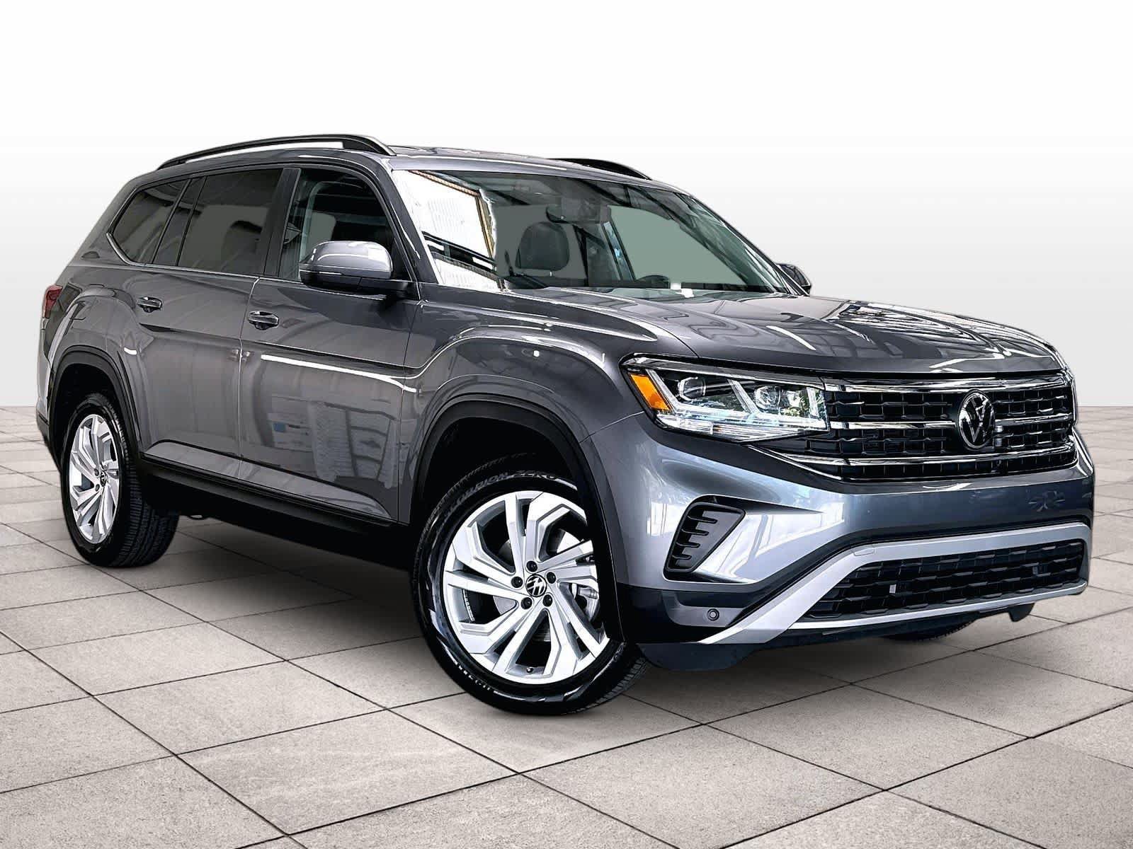 Used 2023 Volkswagen Atlas SE FWD image 3