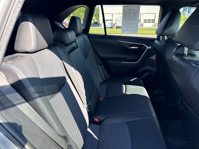 Used 2021 Toyota RAV4 XSE AWD/4WD image 14