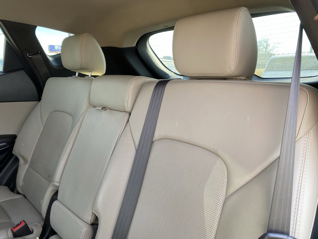 Used 2017 Hyundai Santa Fe Sport image 28