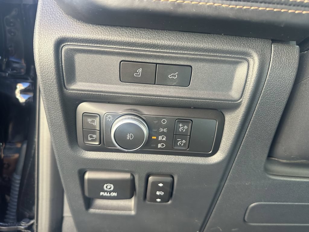 Used 2022 Ford Expedition Platinum AWD/4WD image 17
