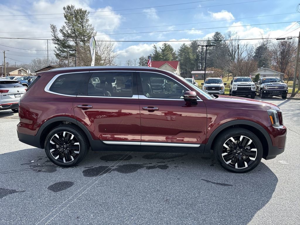 Used 2024 Kia Telluride SX image 11