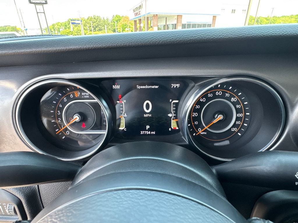 Used 2021 Jeep Gladiator Sport AWD/4WD image 27