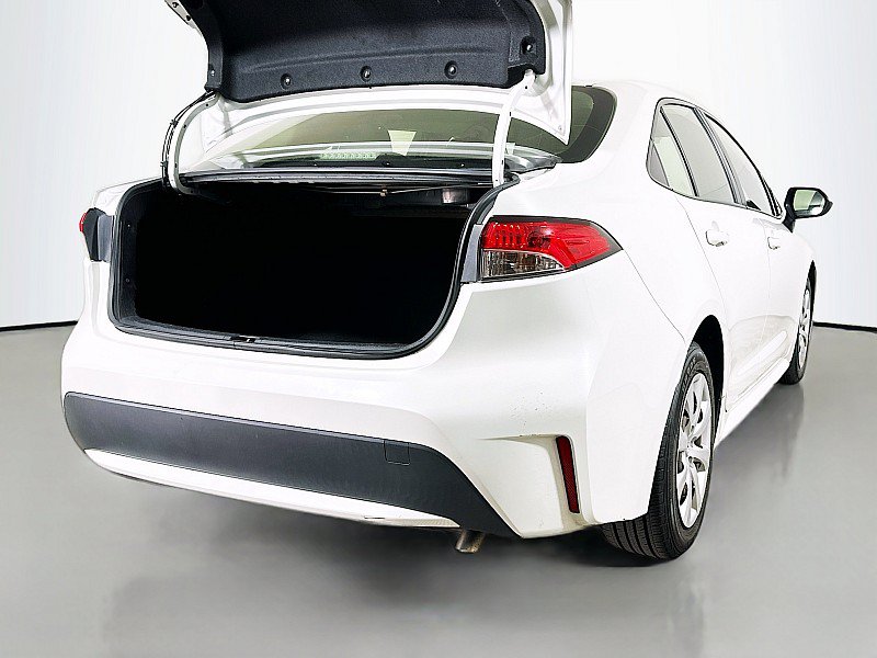 Used 2020 Toyota Corolla LE FWD image 25