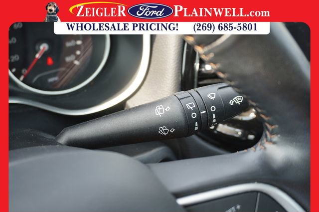 Used 2021 Jeep Compass Limited w/ Sun and Sound Group image 27