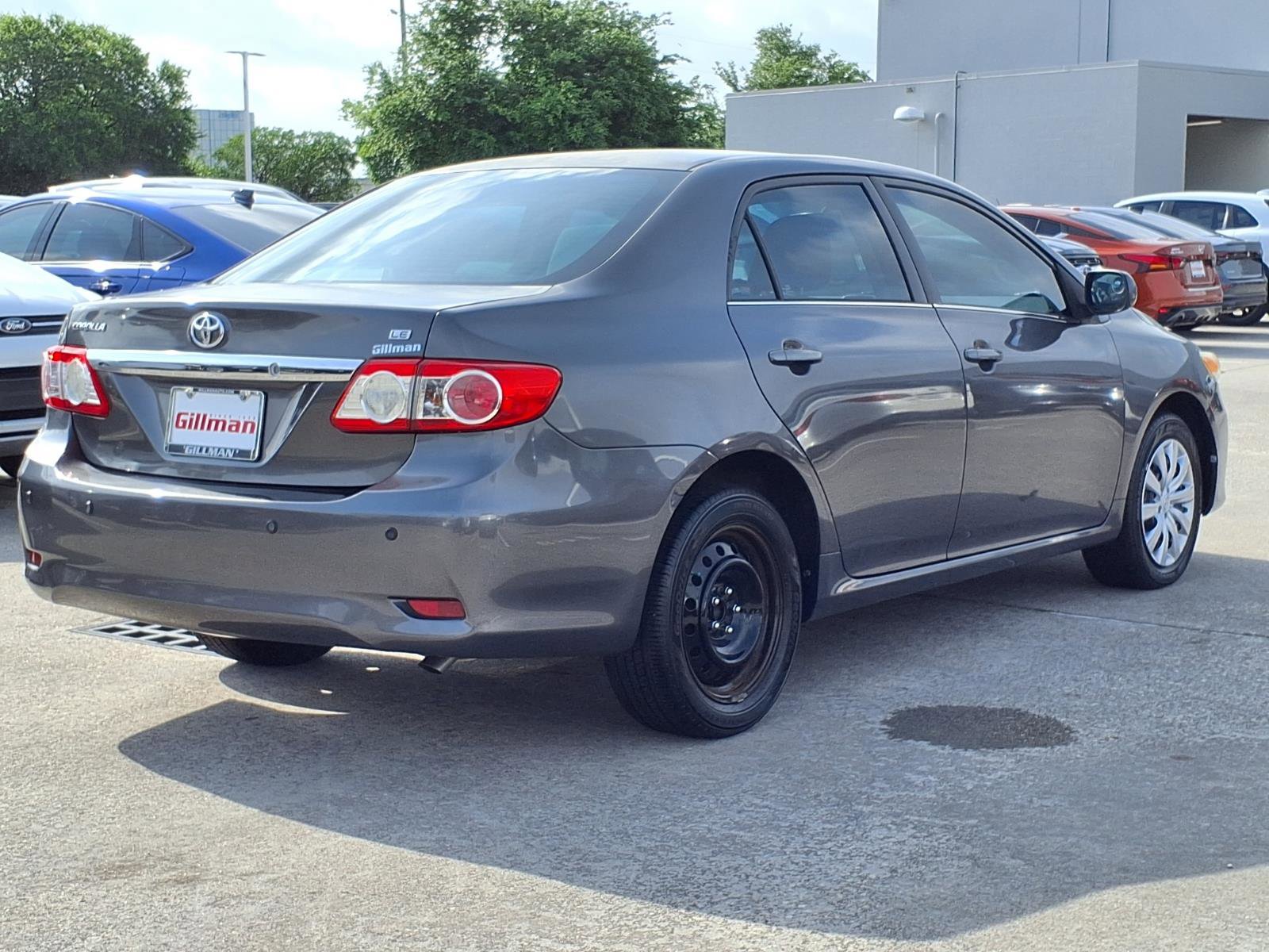Used 2013 Toyota Corolla LE image 23