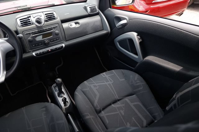 Used 2008 smart fortwo pure RWD image 19
