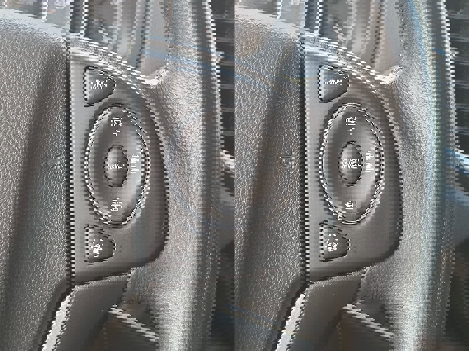 Used 2016 Honda CR-V Touring image 10